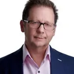 Corporate Headshot of Scott Kantner by Richard Waine Photography